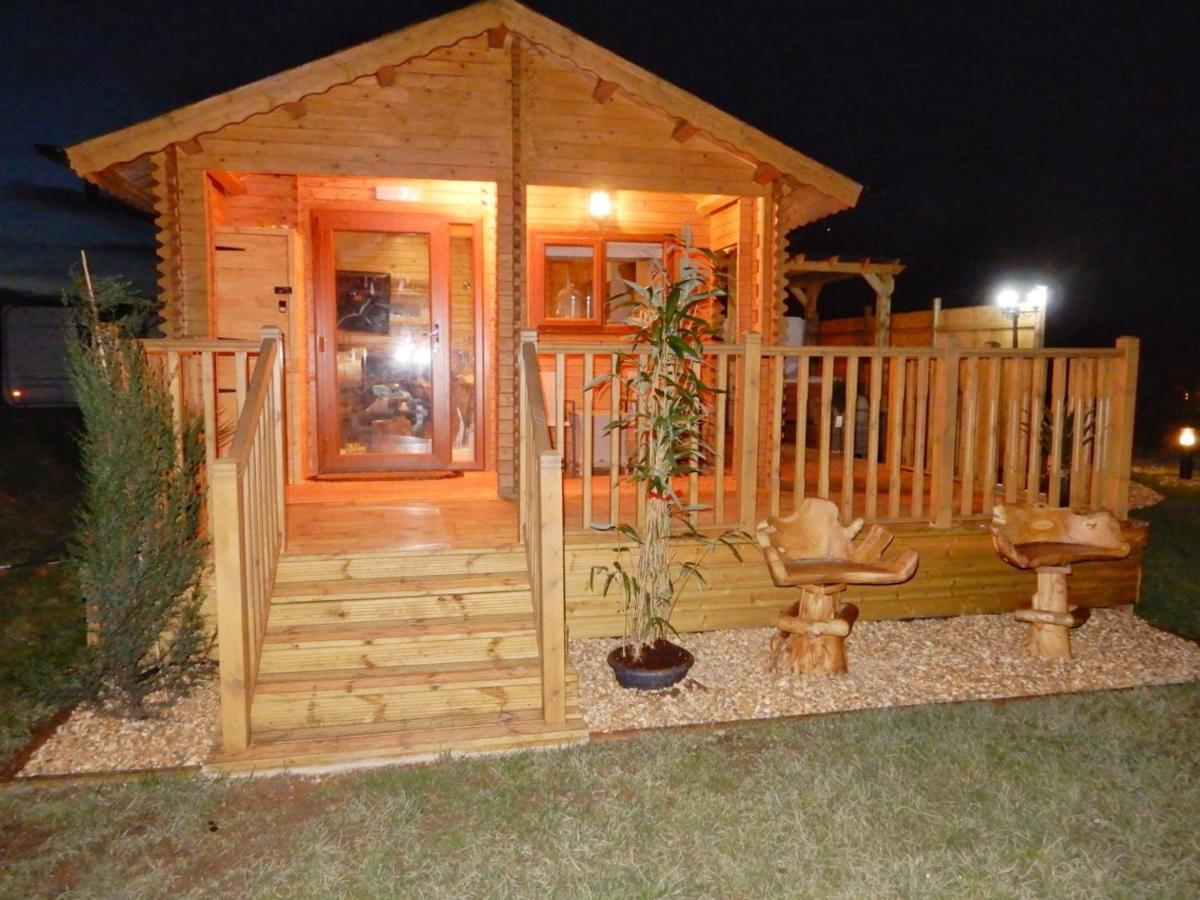 Balmoral Studio Lodge إلسمير المظهر الخارجي الصورة